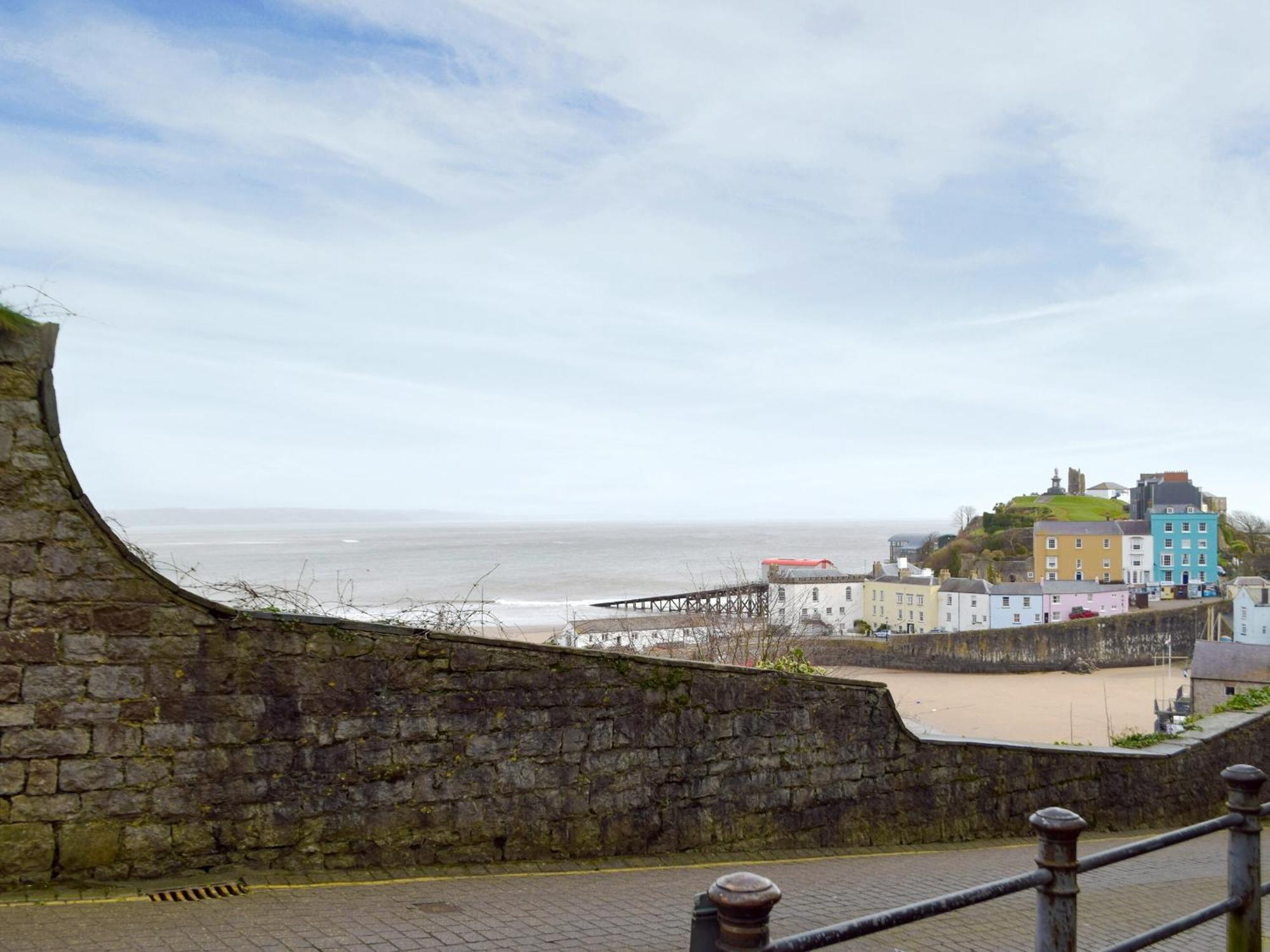 Little Fishes Villa Tenby Exterior photo